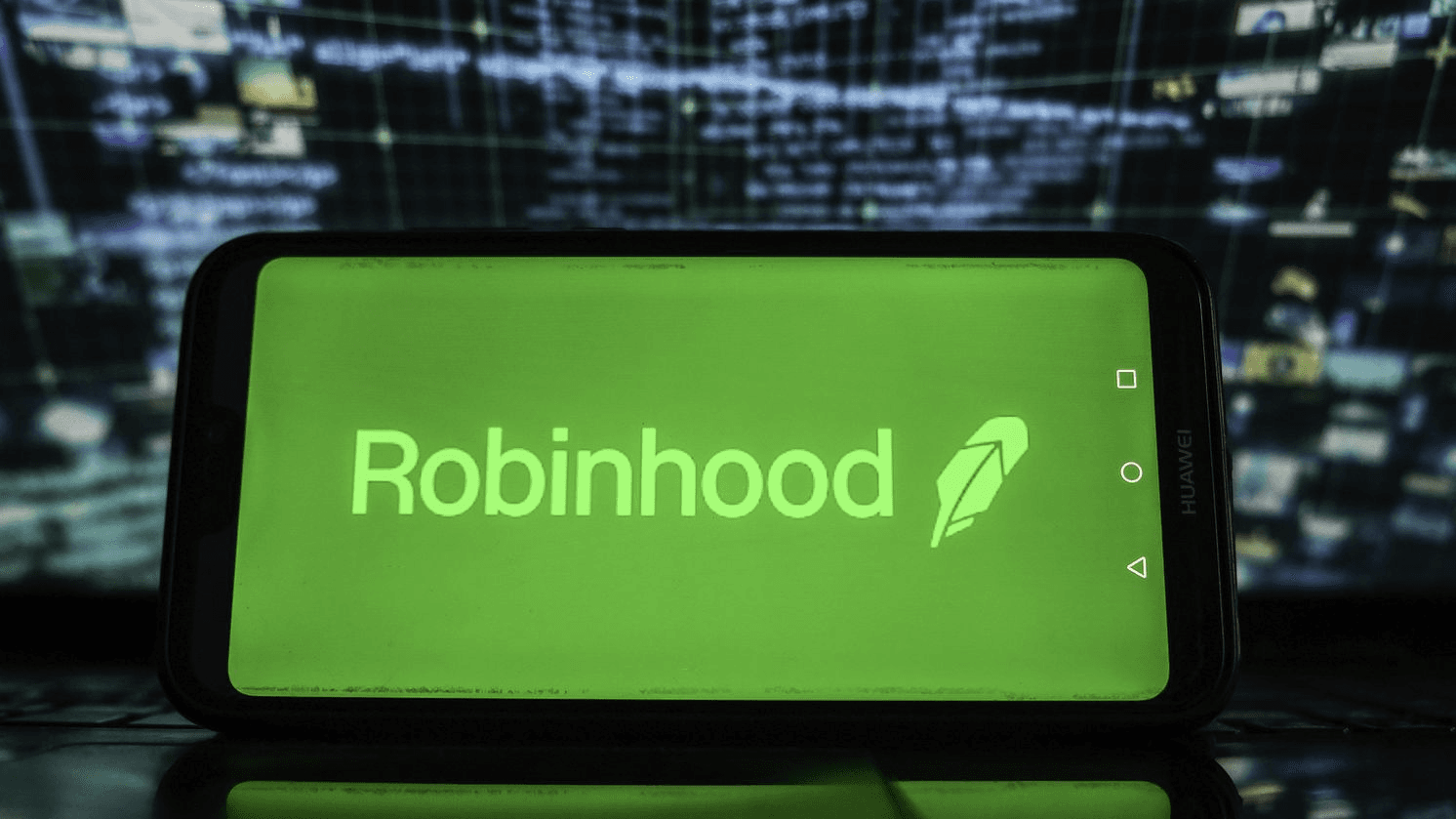 robinhood-posts-record-revenue-and-deposits-on-surging-user-growth